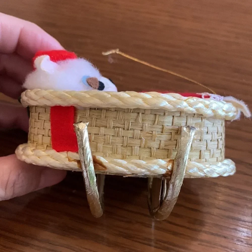 Vtg‎ white animal sleeping in straw rocking basket ornament